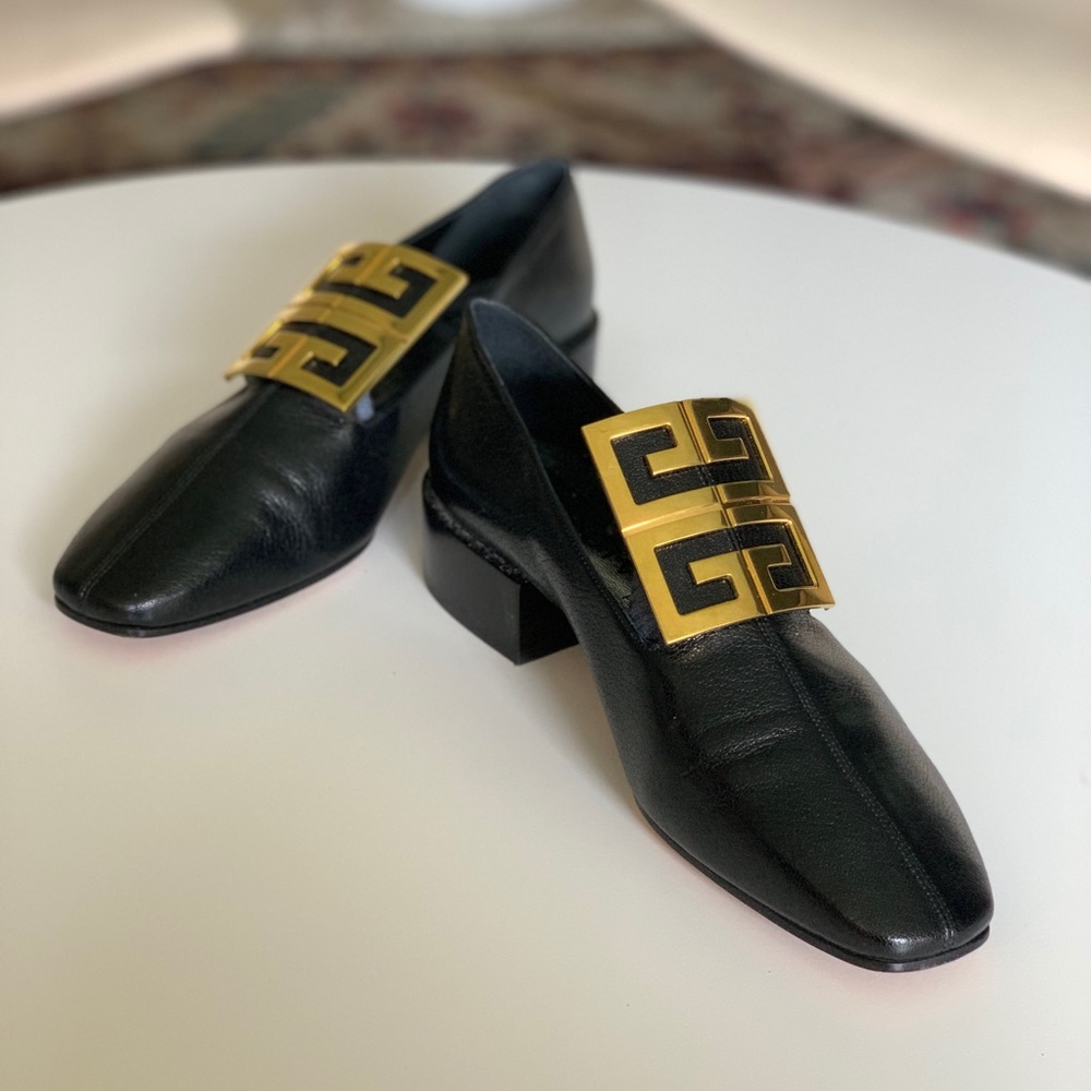 Givenchy 4g Logo buckle Leather Loafers